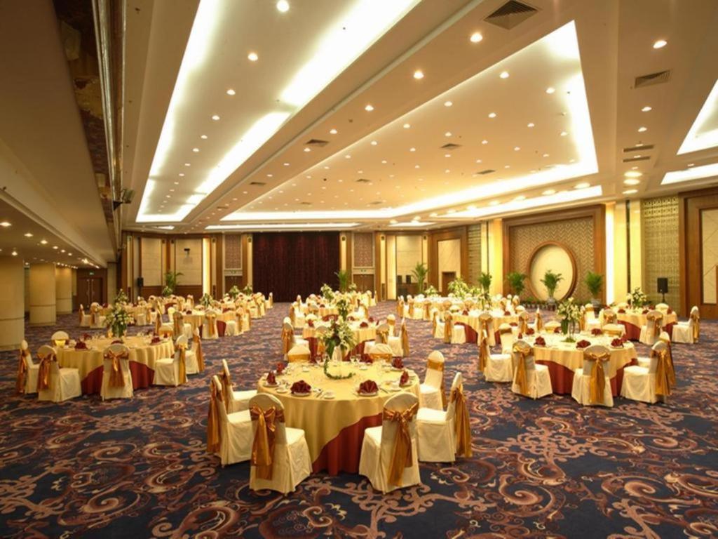 Capital Hotel Пекін Екстер'єр фото