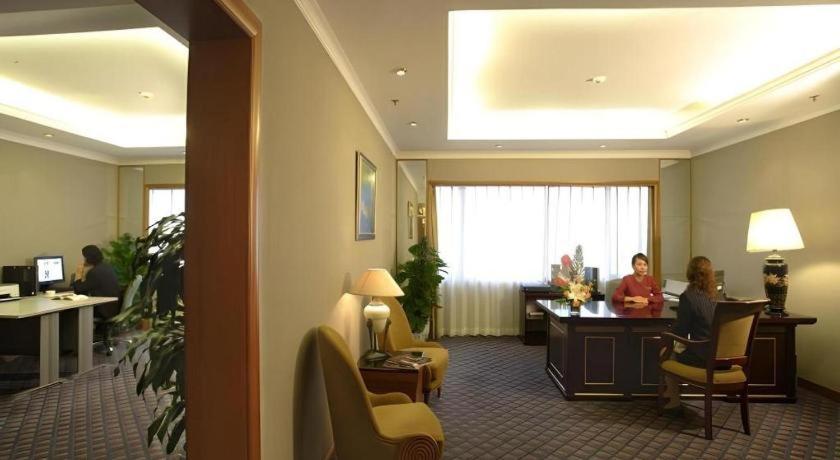 Capital Hotel Пекін Екстер'єр фото